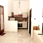 Mg Home